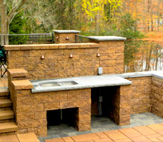 Custom Outdoor Kitchens & Living Spaces
